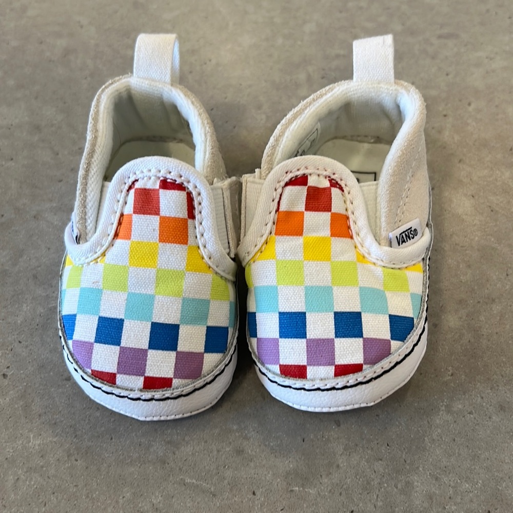 Baby vans size 1 crib shoes. Colorful checkered.